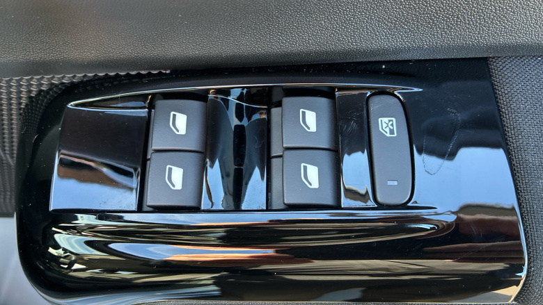 Citroen C3 1.2 PureTech Plus 5dr Petrol Hatchback